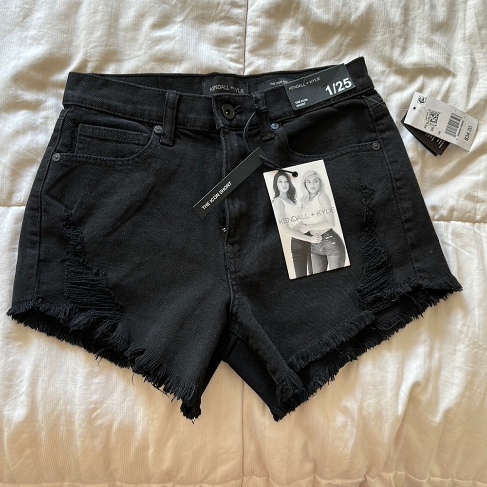 KENDALL + KYLIE - THE ICON SHORT